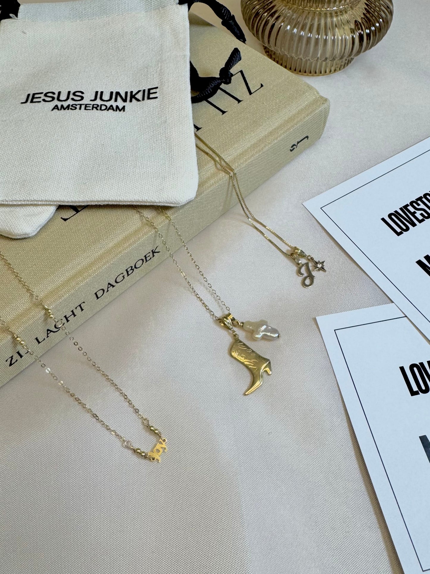 Bethlehem star with zirconia pendant